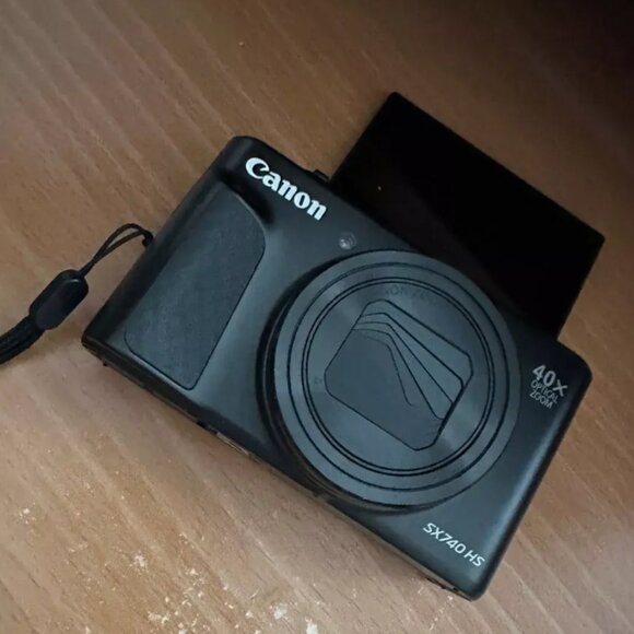 Canon PowerShot SX740 HS 20.3MP 4K Digital Camera - Picture 6 of 6